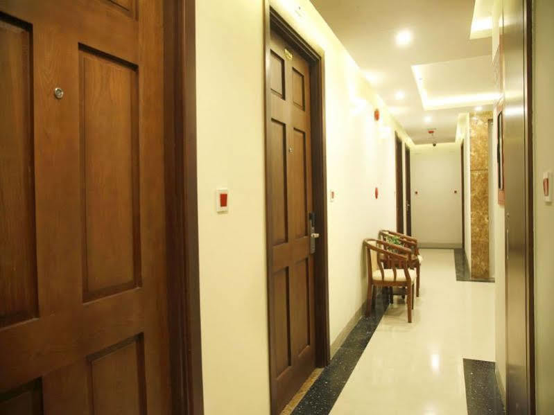 Hung Anh Hotel Хошимин Экстерьер фото